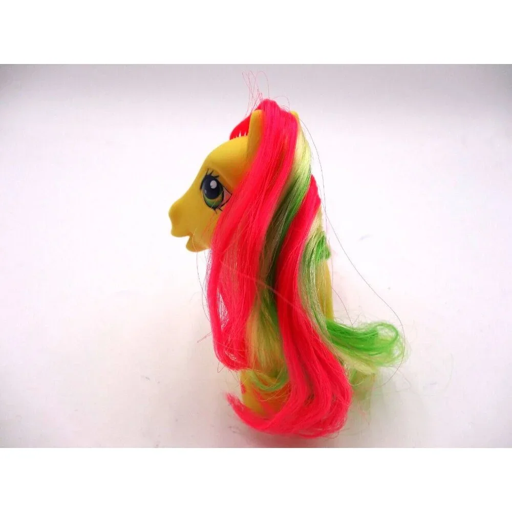 My Little Pony G3 Butterfly‎ Island Dazzle Bright Kiwi Tart with Brush